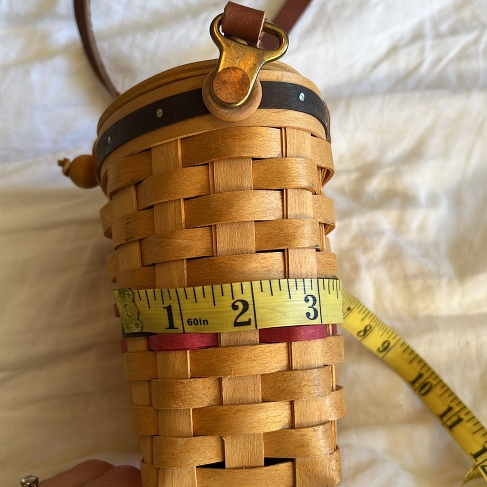 Handmade vintage basket purse - Picture 10 of 12